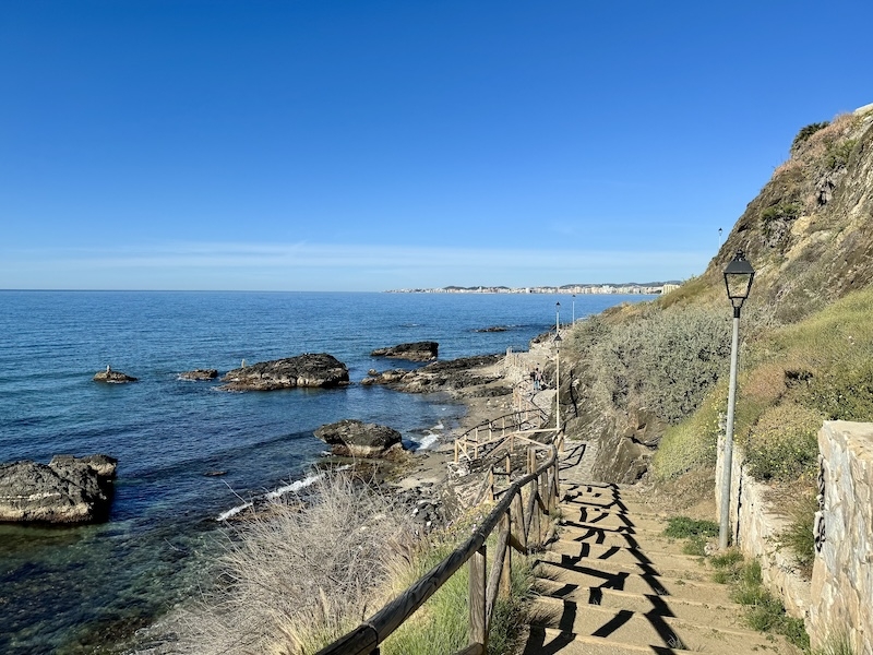 Vackra Benalmádena - långt ifrån bara hotell och turiststråk.
