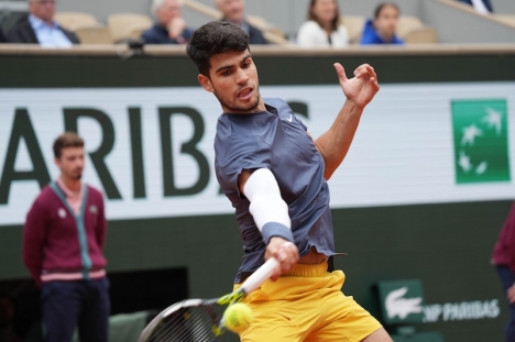 Triumfen i Paris den 9 juni säkrade Carlos Alcaraz tredje Grand Prix-titel, blott 21 år gammal.