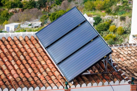 Nya siffror antyder att egenproduktionen av solenergi i Spanien är mindre än vad som tidigare angivits.
