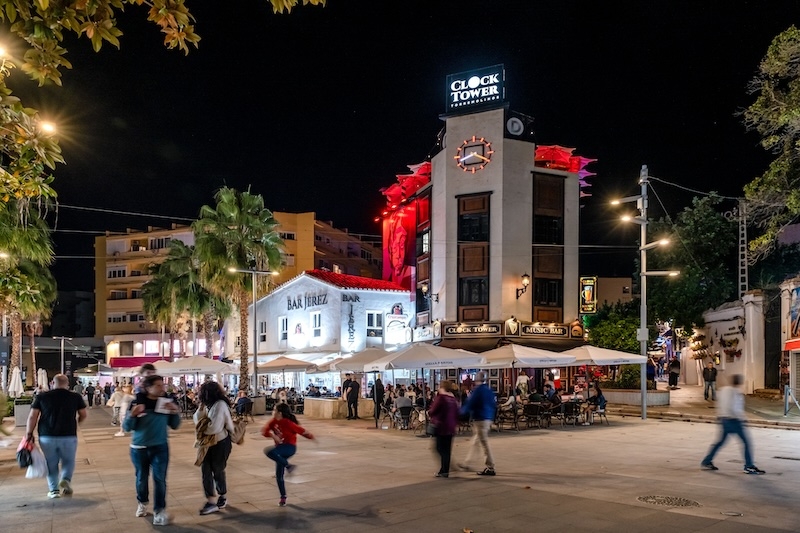 Plaza Costa del Sol utgör navet i lågutsläppszonen i Torremolinos.
