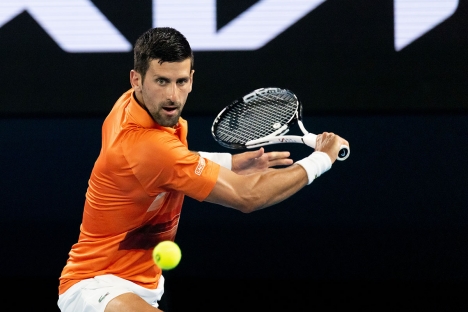 Novak Djokovic uppges redan ha fått två böter på 5.000 euro vardera och fler kan följa, om inte byggöverträdelserna i hans lyxvilla i Marbella åtgärdas.