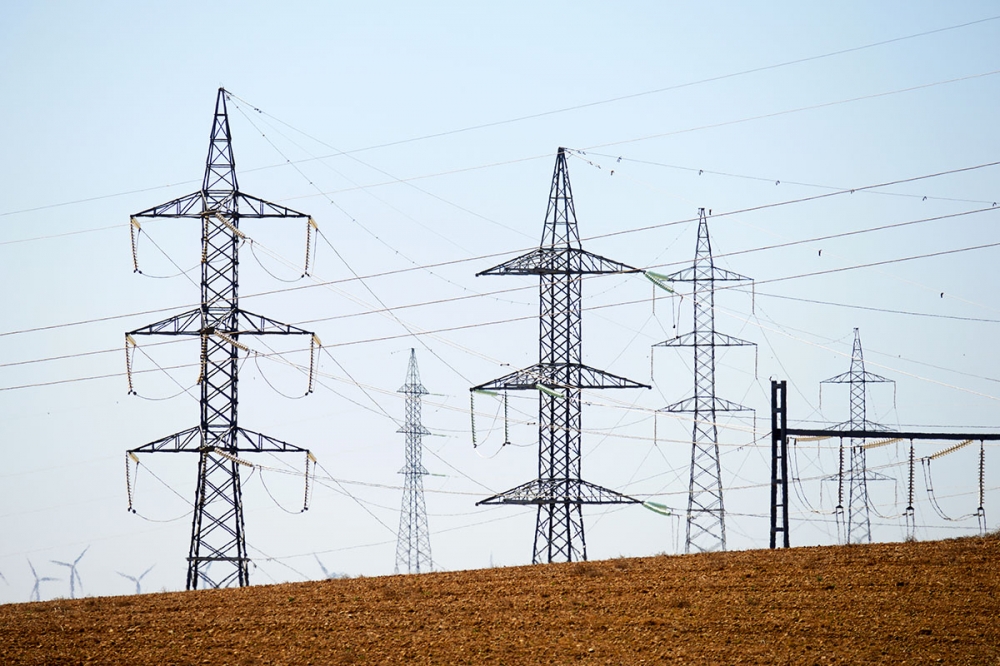 De beräknade förlusterna av elavbrottet ligger på mellan 900 miljoner och 1.500 miljoner euro, och väntas till största delen återhämtas inom några dagar.