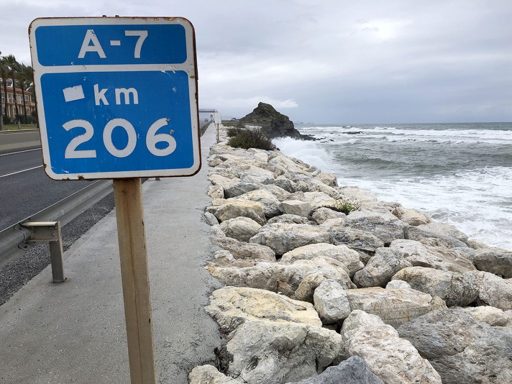 Den planerade strandpromenaden är flera år försenad.