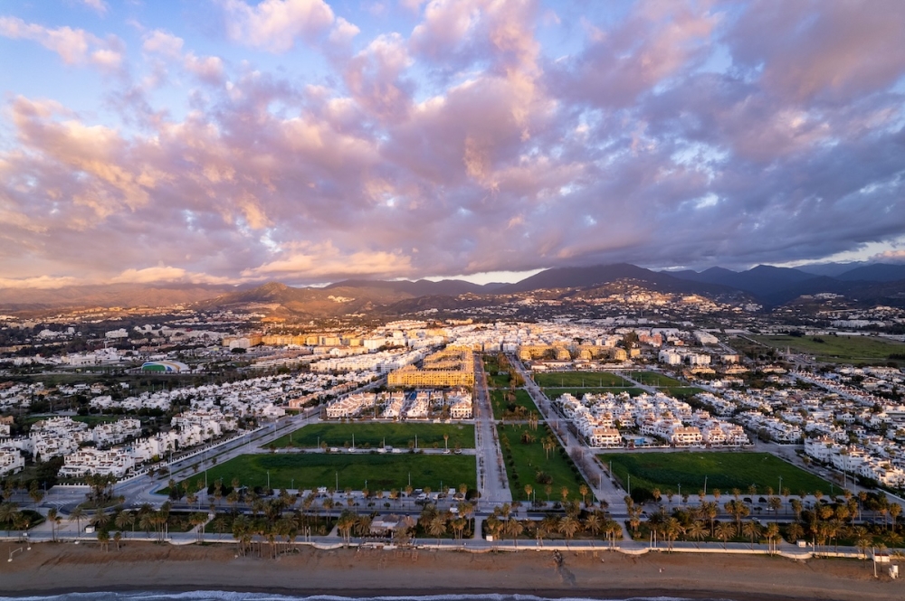 Trots nybyggen i San Pedro Alcántara och andra delar av kommunen räcker inte Marbellas subventionerade bostadsprojekt till för att möta efterfrågan från tusentals invånare som söker prisvärda hem.