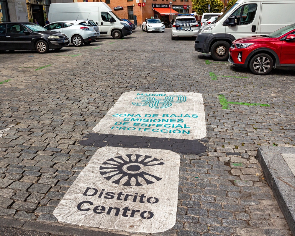 Trots förlängningen kvarstår restriktionerna för fordon som inte är registrerade i Madrid, vilka redan nu bötfälls med 200 euro om de kör in i miljözonen.