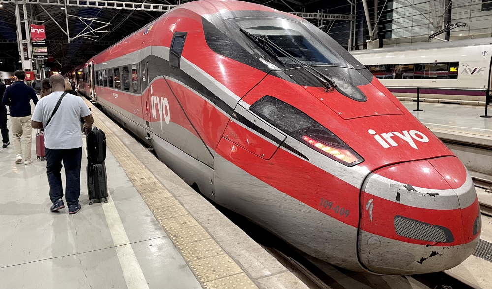 T&aring;gtrafiken mellan Andalusien och Madrid kommer att vara avst&auml;ngd minst till och med torsdag. (Arkivbild)