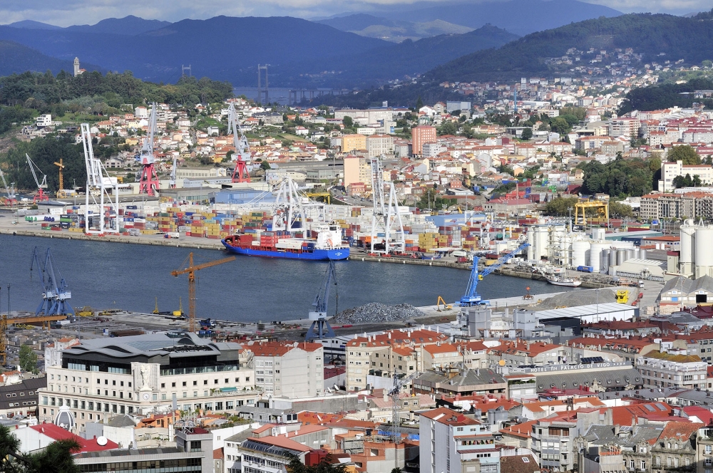 Fartygen ska  byggas av Freire Shipyard i den galiciska hamnstaden Vigo.
