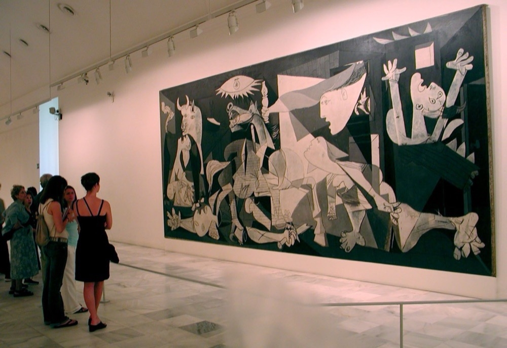 Frågan om att flytta Picassos <i>Guernica</i> har blivit en symboliskt laddad del av den politiska dialogen med Baskien.