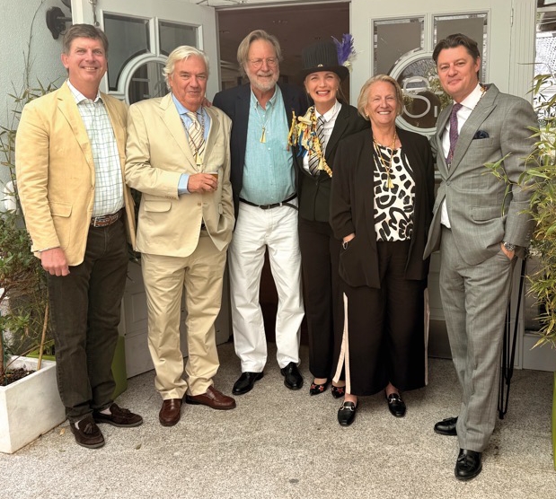 Stormästaren sedan 2023 Anna Fransson (i mitten), med tidigare och aktuella ceremonimästarna Per Kronholm, Mikael Daller, Fredrik Tysklind, Elisabeth Norell och Christian Jönsson.
