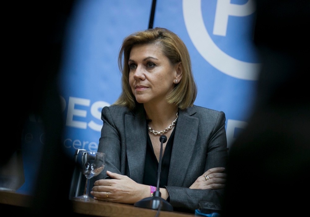 Ljudinspelningar antyder att María Dolores de Cospedal och eventuellt också Mariano Rajoy var införstådda med spioneringen på partiets tidigare kassör Luis Bárcenas. Foto: PP
