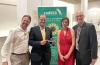 Sydkusten gratulerades av bland andra Svensk-Spanska Handelskammarens delegat p&aring; Costa del Sol Christian Rasmusson och Sveriges honor&auml;rkonsul i M&aacute;lagaprovinsen Isabel Pascual Villamor. Foto: Devin Rogowski