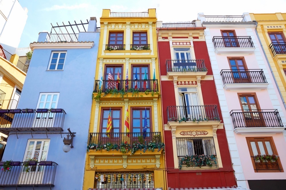 Valenciaregionen och Andalusien står för flest bostadsköp av utlänningar som inte är skrivna i Spanien.