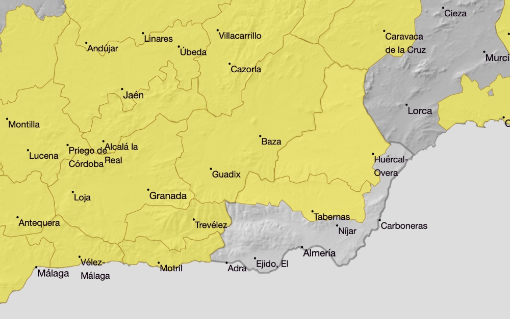 Nästan hela Granadaprovinsen har gul varning enligt provinsstyrelsen, och nytt regn väntas på måndagen. Karta: AEMET