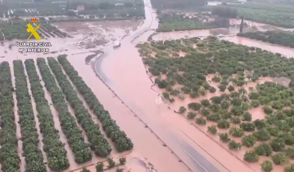 I Pego uppmättes 632 liter regn per kvadratmeter under 36 timmar, enligt meteorologiska myndigheten AEMET. Foto: Guardia Civil