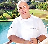 “Vi kan erbjuda det bästa köket genom att använda enbart lokala produkter. I Málaga finns mycket mer än bara friterad fisk och gazpacho,” säger Diego del Río, kock på El Lago i Marbella.