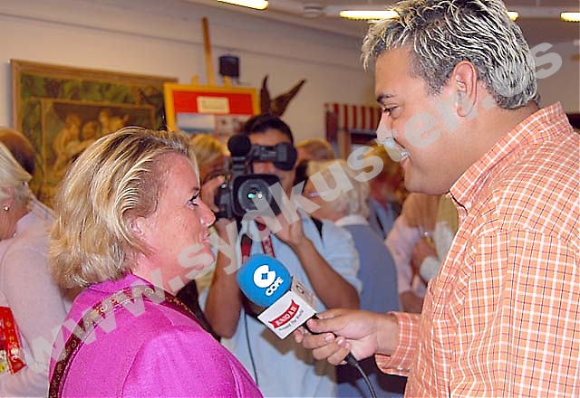 SWEA Marbellas ordförande Rose-Marie Wiberg intervjuas av Marbella-tv.