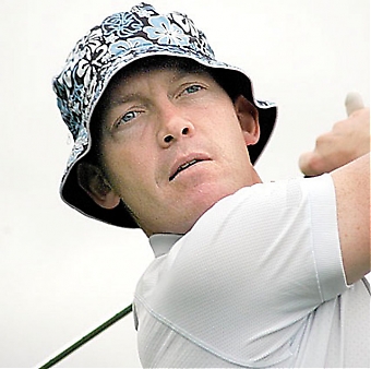 Peter Gustafsson startar golfsäsongen 6 januari i Sydafrika.