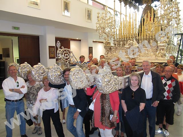 Det blev en minnesvärd palmsöndag för den grupp skandinaver som i regi av Sydkusten och ledda av Nacho Mata på Málaga Sensaciones, fick uppleva påsktraditionen i Málaga på riktigt nära håll.