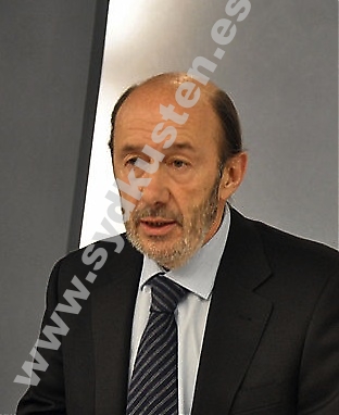 Återinförandet av fastighetsskatten är ett direkt initiativ från PSOE:s kandidat i det kommande valet Alfredo Pérez Rubalcaba. Foto: La Moncloa
