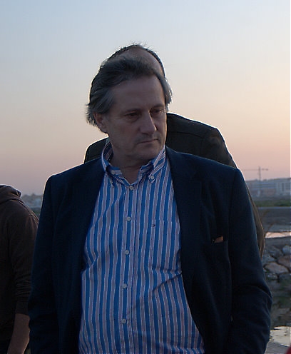 Izquierda Unidas parlamentskandidat Willy Meyer fick inte landstiga i El Aaiún.