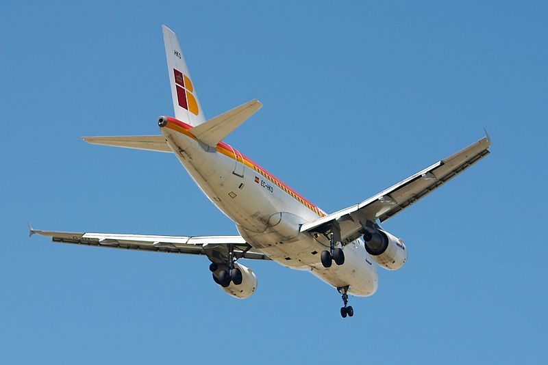 Iberia ger sig åter in på lågprismarknaden, men lovar samma service som för övriga Iberia-kunder.