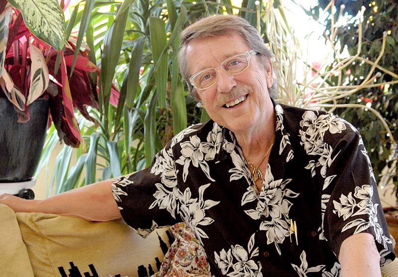 Det är först på senare år som Kjell Lönnå fått upp ögonen för Spanien, men nu arrangerar han konsertresor desto oftare. I mitten av maj uppträder han med Sundsvalls kammarkör i Marbella och Fuengirola.