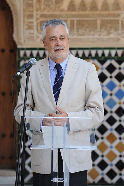 Andalusiske regionalpresidenten José Antonio Griñán (PSOE) vill inte kännas vid svinnet av mer än 700 miljoner euro av skattebetalarnas pengar.